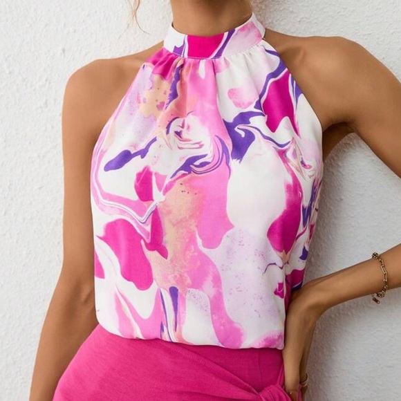 New ALLOVER print halter TOP - Picture 1 of 3